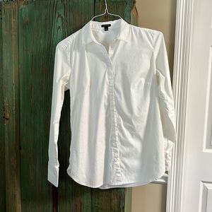 White Button up Ann Taylor blouse size 6